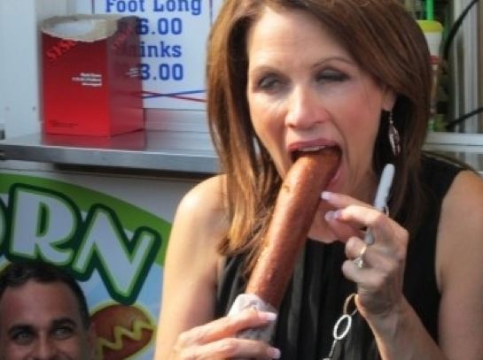 bachmann-hotdog.jpg