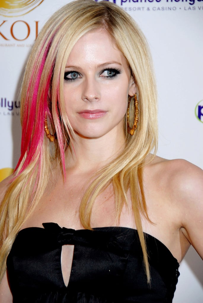 Avril-Lavigne-Best-Beauty-Looks.jpg