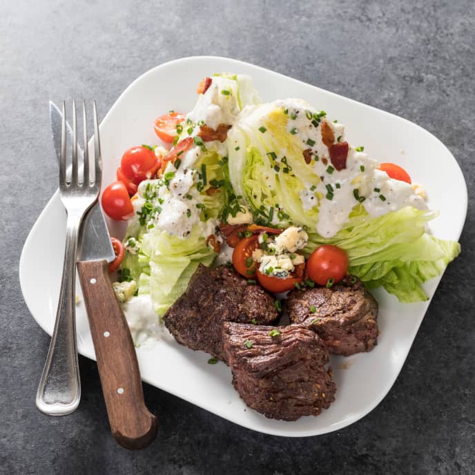 SFS_Wedge_Salad_with_Steak_Tips-B_009_ich1y9